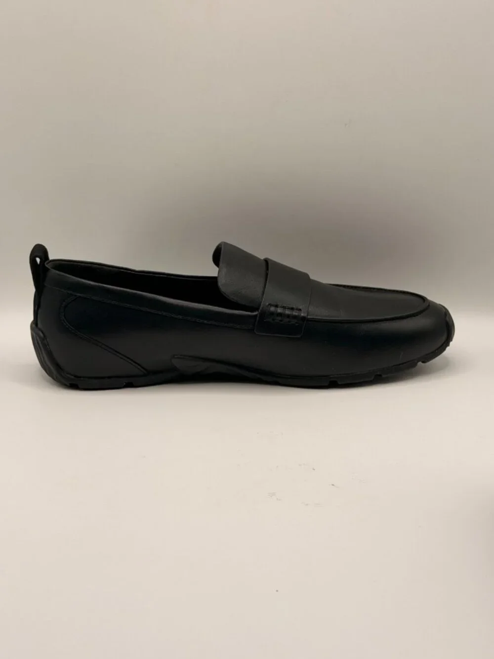 Vince Women's Tommy Black Leather Loafer Flats Sz EU 38 US 7.5 M